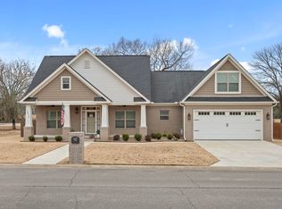 1213 Bent Tree Ln, Searcy, AR 72143