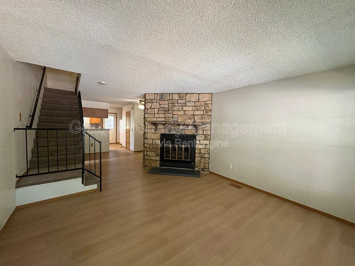 Building Photo - 2941 W 81st Ave #G