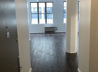 100 S 4th St APT 4E, Brooklyn, NY 11249