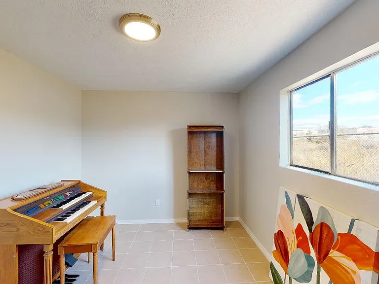 1039 Sage St — Photo 12