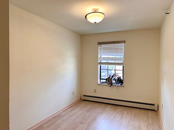 4th image of 46-03 Broadway #4
