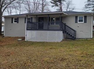 89 Demps St, Spencer, TN 38585