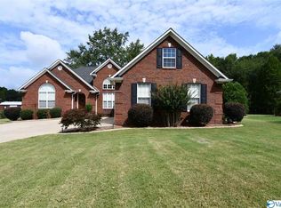 2275 Island Way, Southside, AL 35907