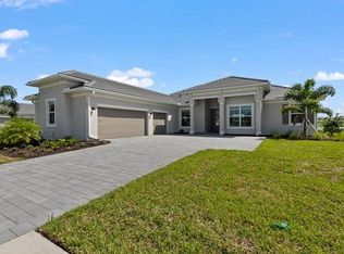 5406 Ternberry Road Ave, Maria, FL 34142