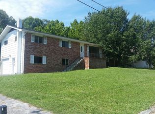 616 Corbley Rd, Rossville, GA 30741
