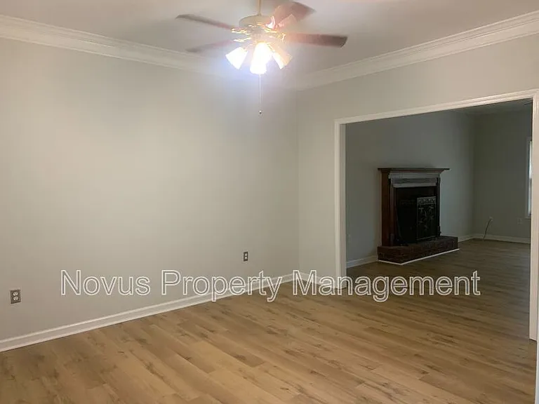 7439 Mason Falls Dr — Photo 5