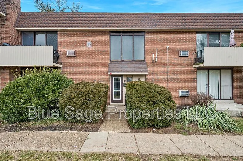 1 bed, 1.0 bath, 540 sqft, $1,150 — Photo 1