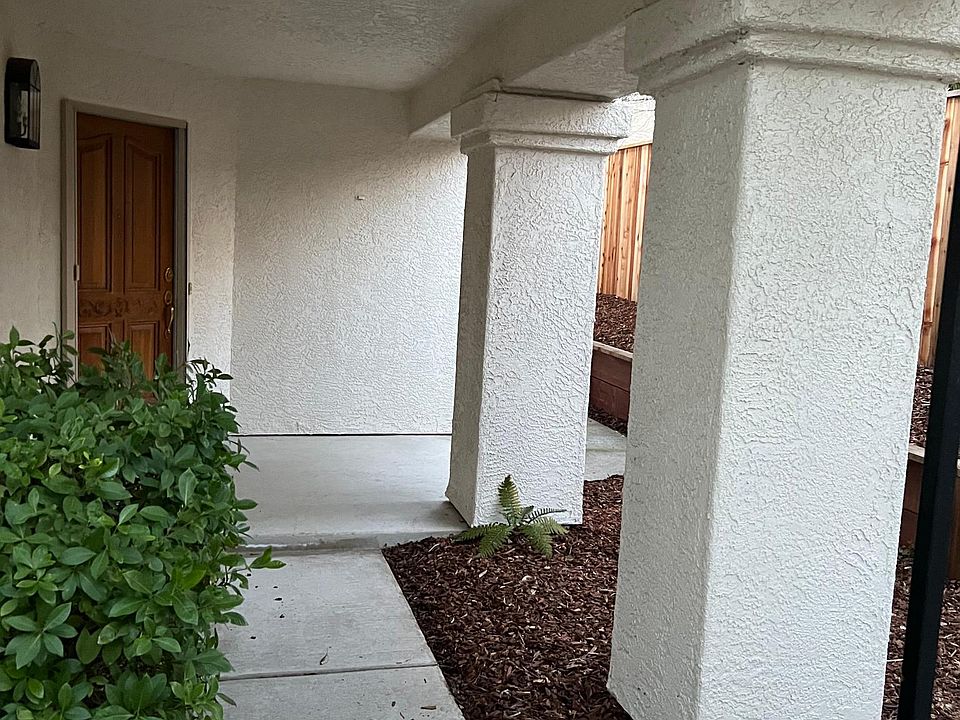 1st image of 310 Princeton Ct
