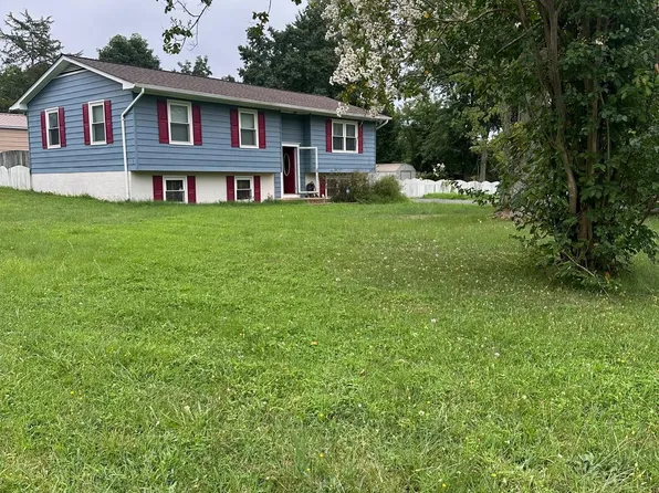 111 Austin Dr, Stafford, VA 22556