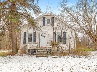 1190 Swartz Rd, Akron, OH 44306