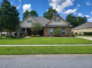 421 Mango Ln, Freeport, FL 32439