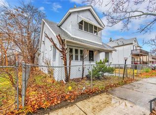 4497 Harding St, Detroit, MI 48214