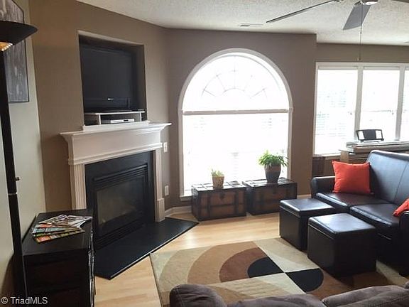 3rd image of 4285 Cedercroft Ct