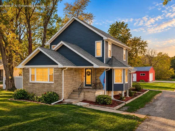8620 Marquette Rd, Schererville, IN 46375