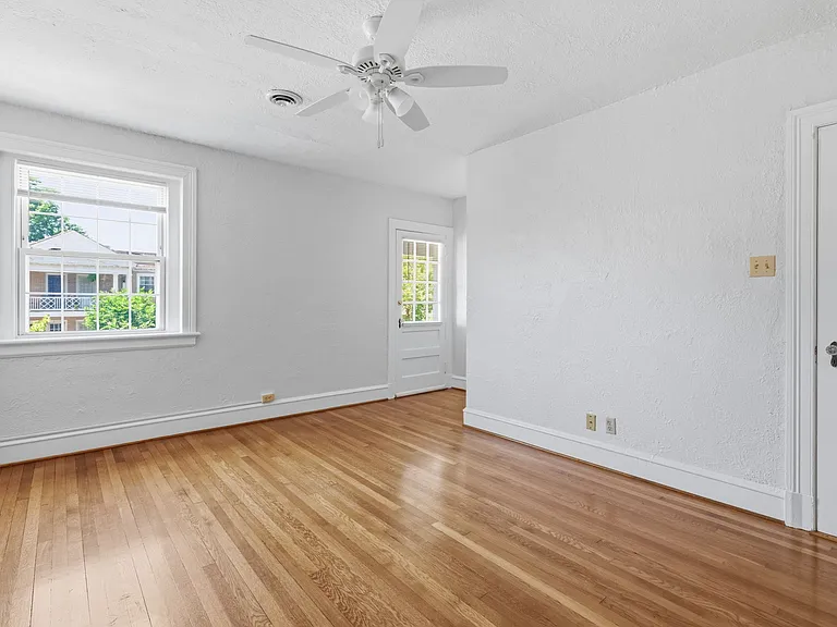 3504 Park Ave #B — Photo 4