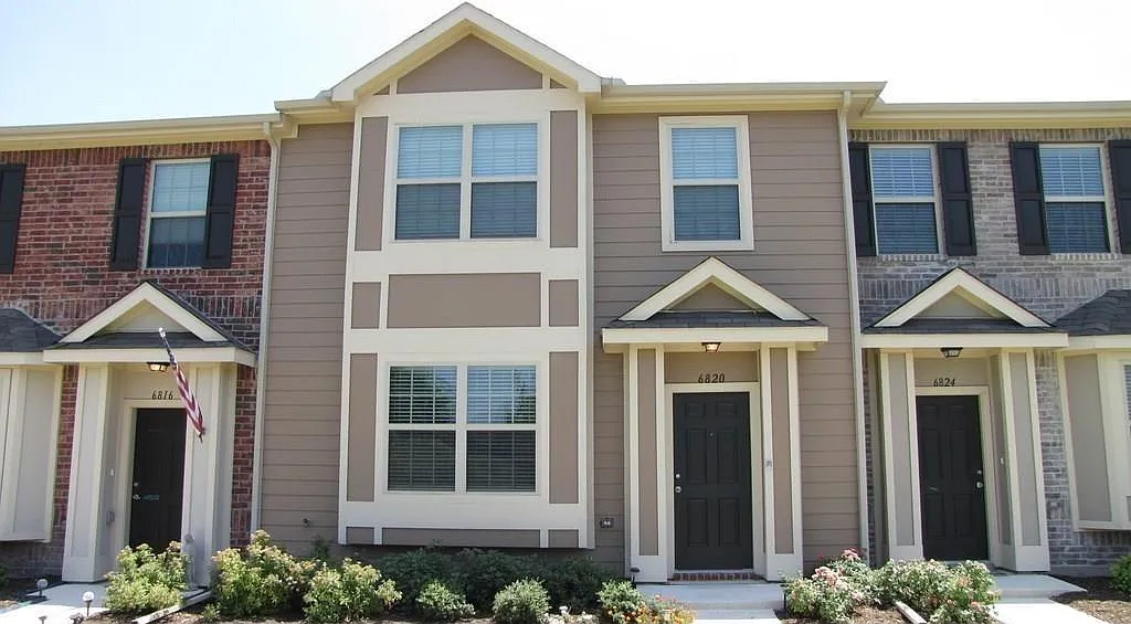 2 bed, 2.5 bath, 1491 sqft, $2,000 — Photo 1