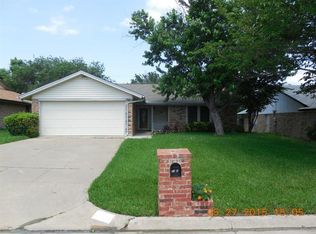 1408 Breckenridge Rd, Mansfield, TX 76063