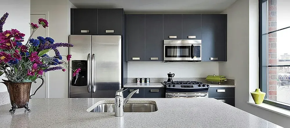 15 Dunham Place — Photo 3