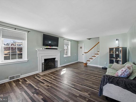 2nd image of 114 Providence Rd