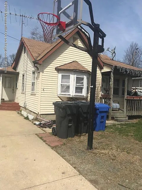 510 Barber Ave photo 1
