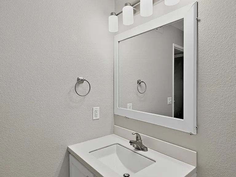 Bathrooms designed to brighten your routine.