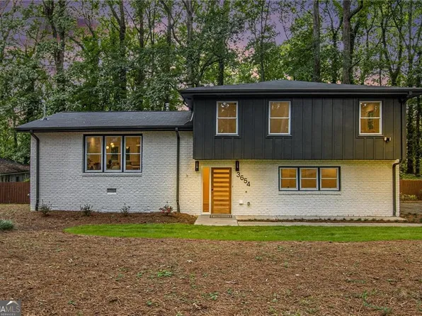 3654 Lake Dr SE, Smyrna, GA 30082