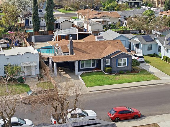 2nd image of 2841 C St
