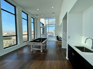 9 E. Mount Royal, Baltimore, MD 21202