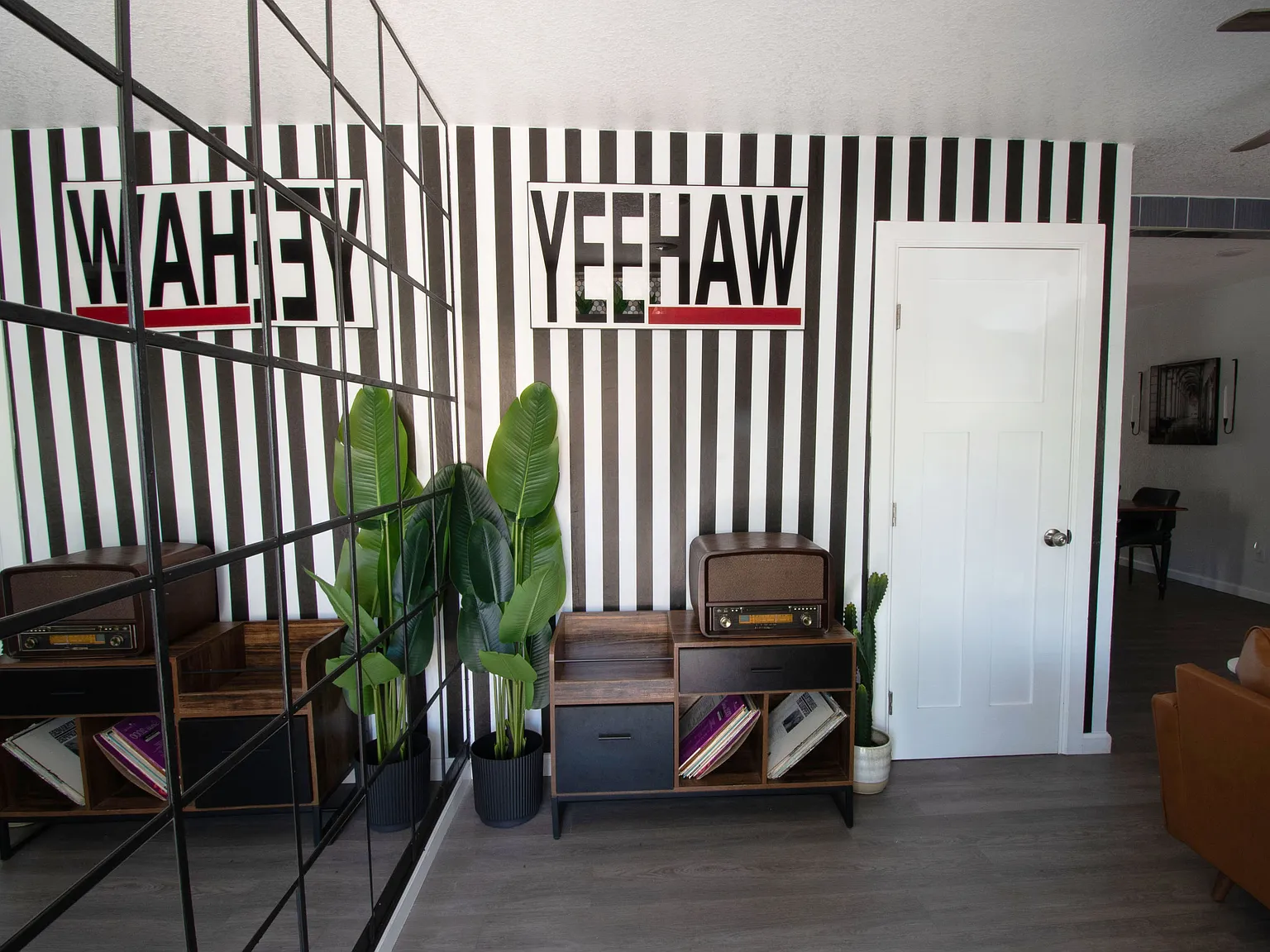 2421 Stout St — Photo 2