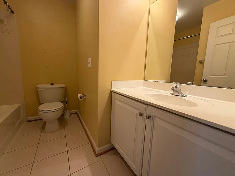 829 Rainier Rd — Photo 29