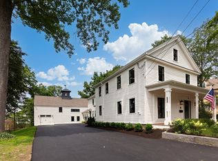 60 Elm St, Andover, MA 01810