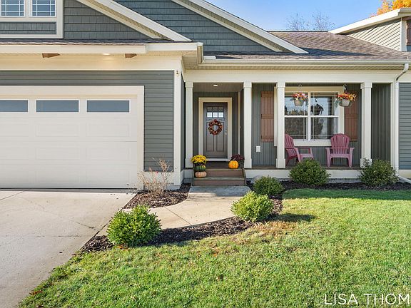 3rd image of 9175 Nature Meadows Dr NE