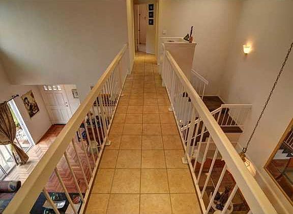 4th image of 10592 Lansford Ln