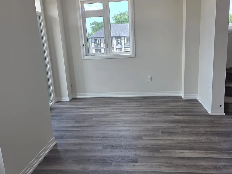 660 Colborne St W #109 — Photo 7
