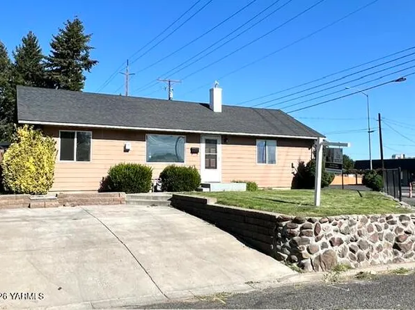 1023 S 36th Ave, Yakima, WA 98902