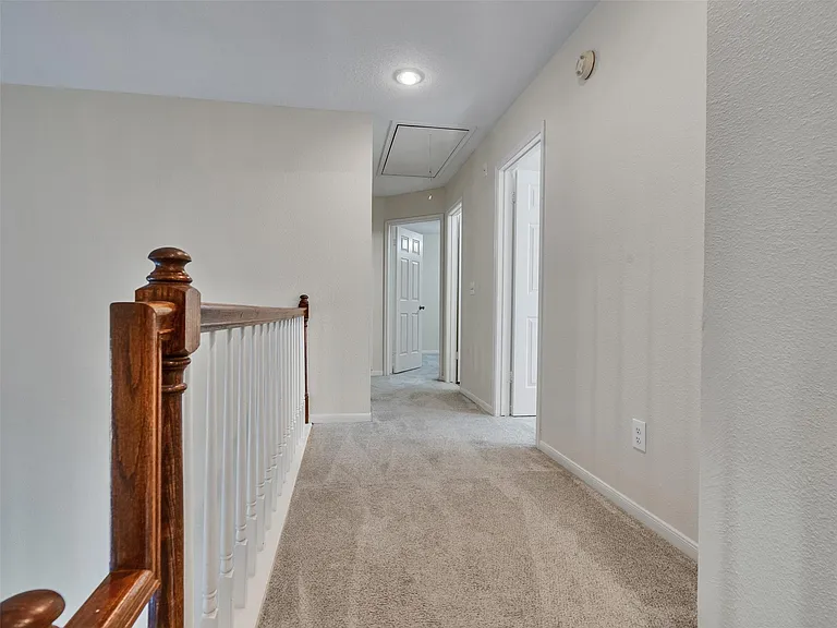 2108 Autumn Cove Dr — Photo 32