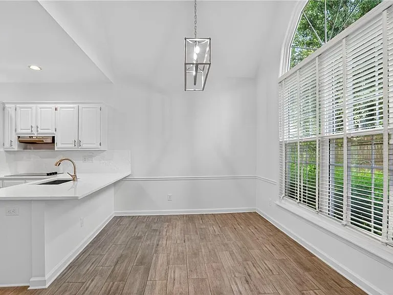 10825 Pinewalk Forest Cir — Photo 6