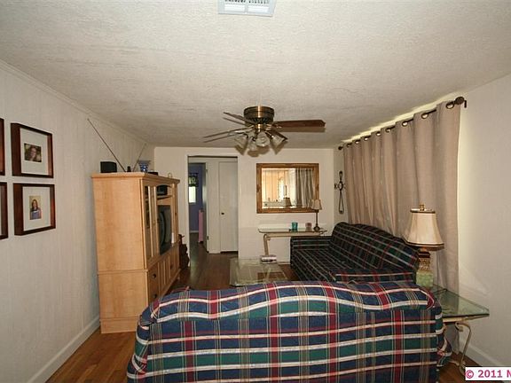 2nd image of 1205 W Cedar St