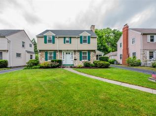58 Montclair Dr, Rochester, NY 14617