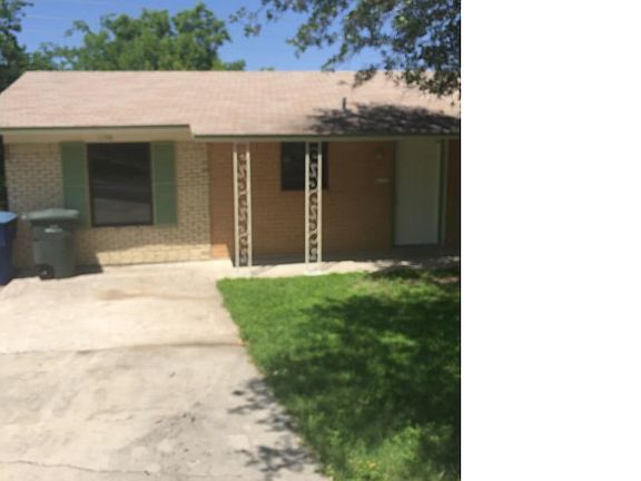 3rd image of 1106 Sherry Ln