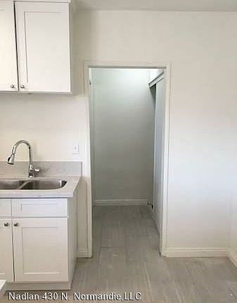 5th image of 430 Normandie Pl APT 20