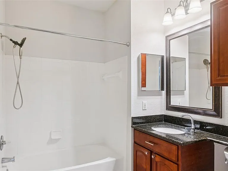 2729 Maitland Crossing Way #304 — Photo 16