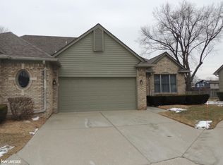 4469 Firethorn Ct, Warren, MI 48092