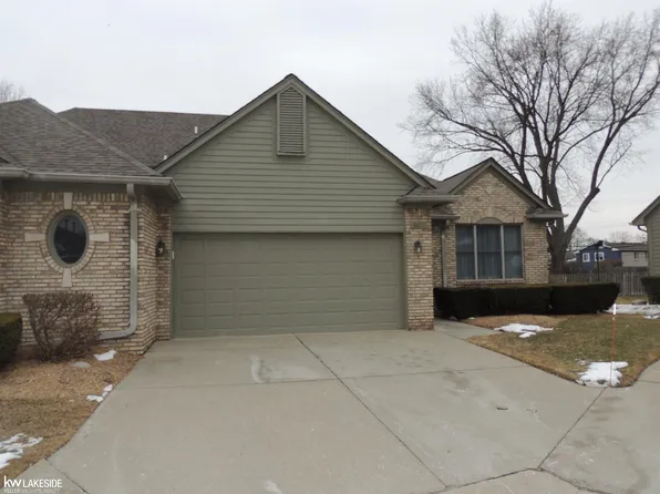 4469 Firethorn Ct, Warren, MI 48092