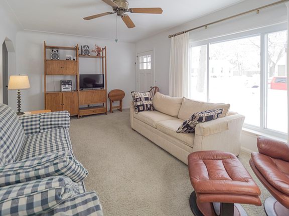 2821 Wellington Rd-104