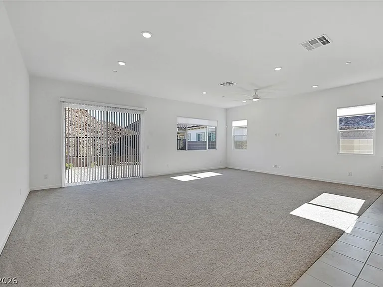 73 Atrani Bay Ct — Photo 5