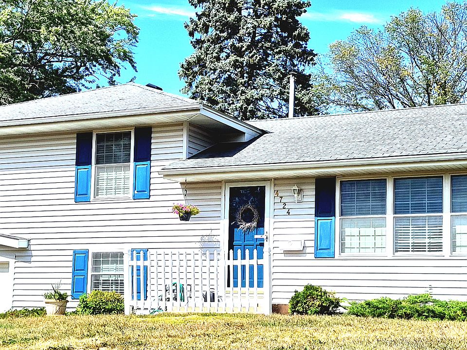 1st image of 4724 W 112th St