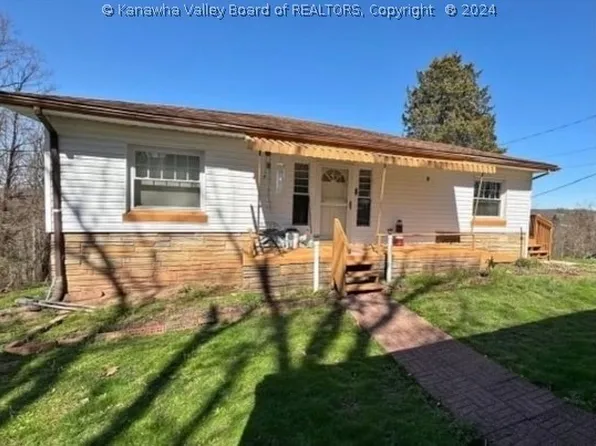 218 Confidence Ln, Red House, WV 25168