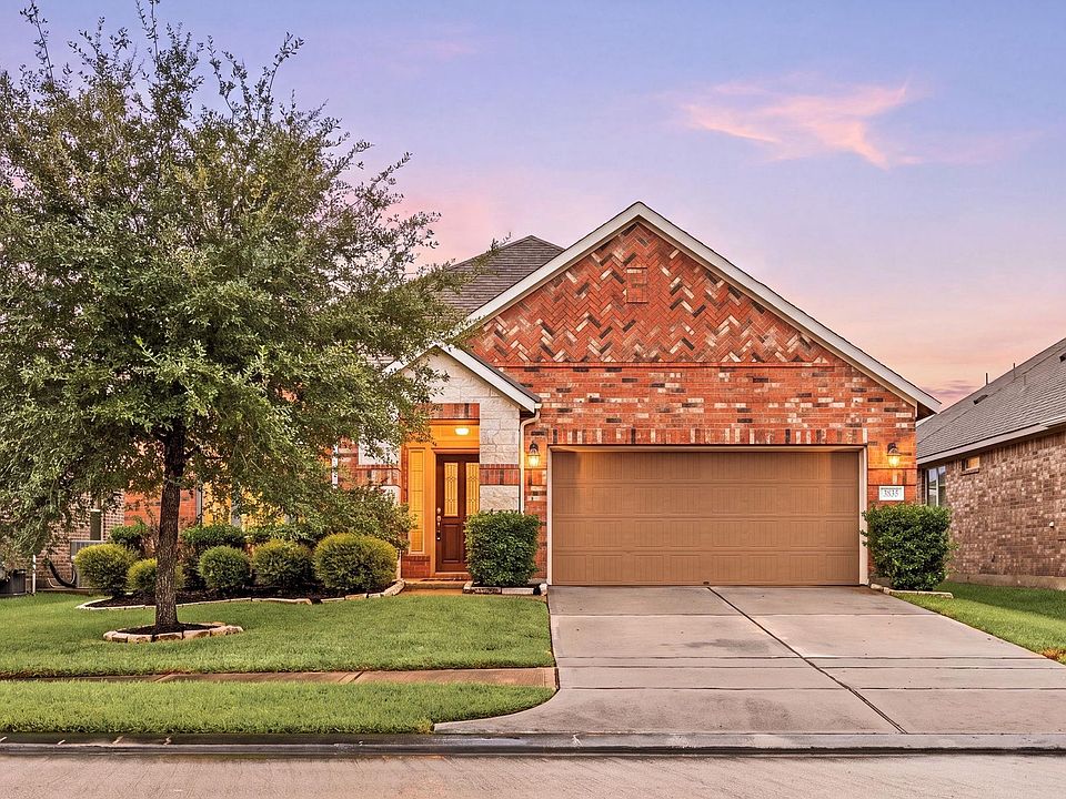1st image of 3835 Goldleaf Trail Dr