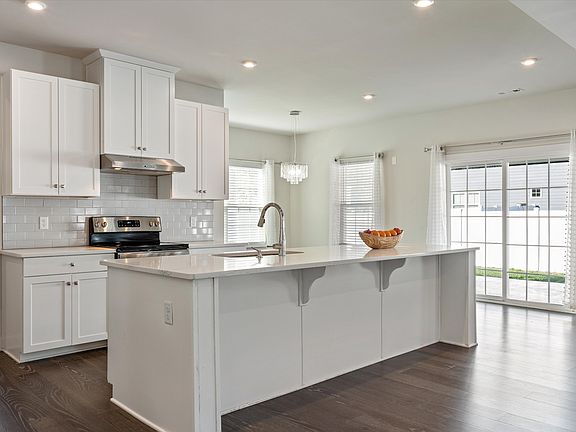 4th image of 1405 Dawbarn Dr